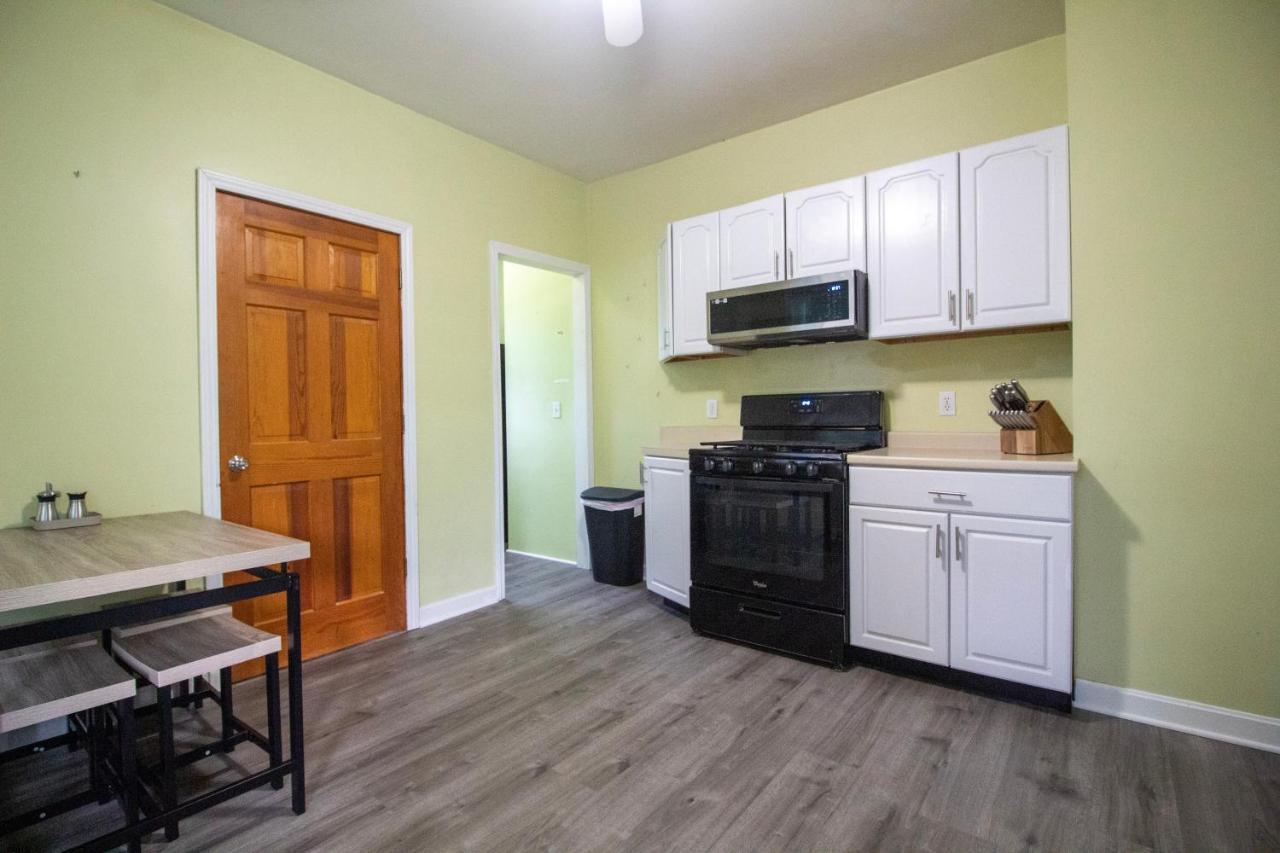 2 Bedroom Condo Close To Boston And Cambridge With Free Parkings Екстер'єр фото